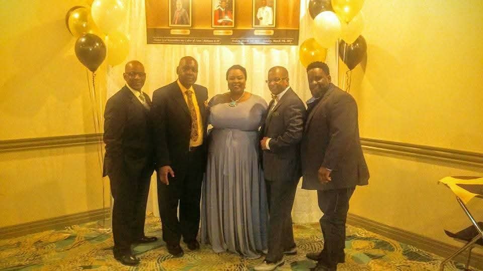 8744